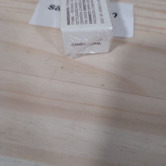 Vintage By Jessica Liebeskind CANDY CORAL Velvet Lip Crayon  x2 - Picture 3 of 4